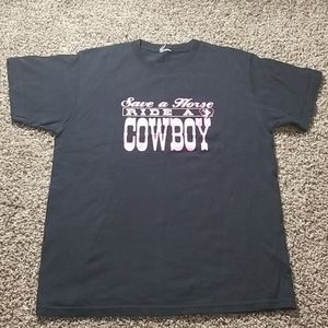 ❎Save a horse pink and black tee size L